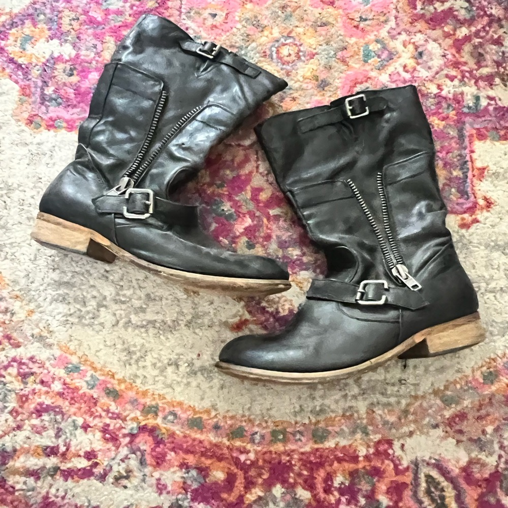 Black boots